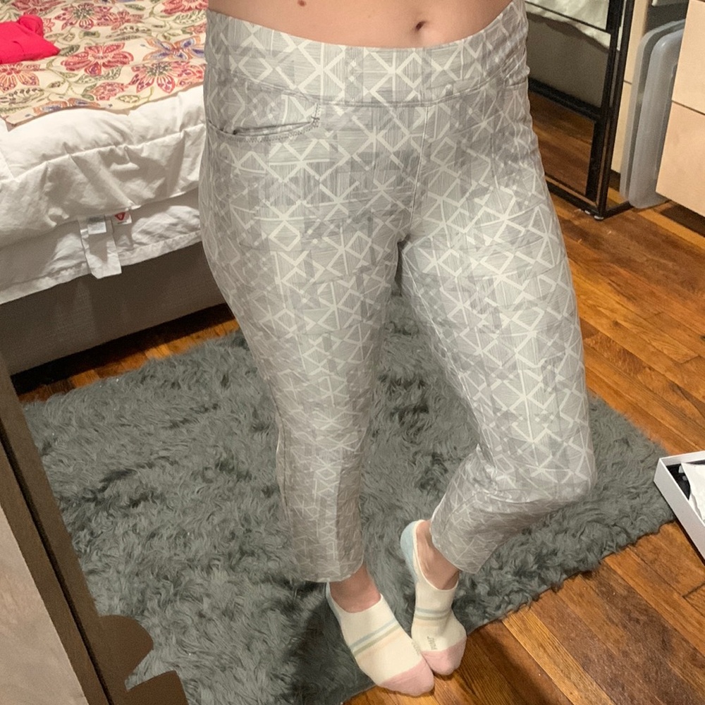 Adidas golf pants size small grey/white